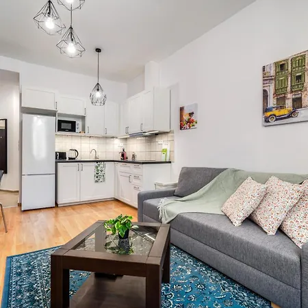 Dohany By Stn Apartment